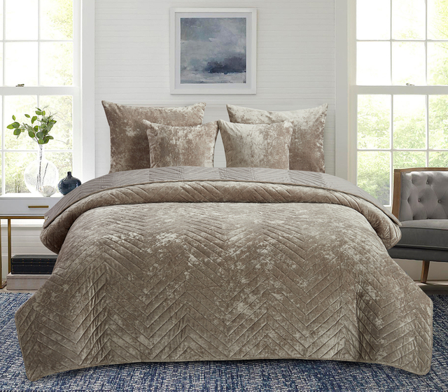 Ultrasonic Greek Velvet Blanket 