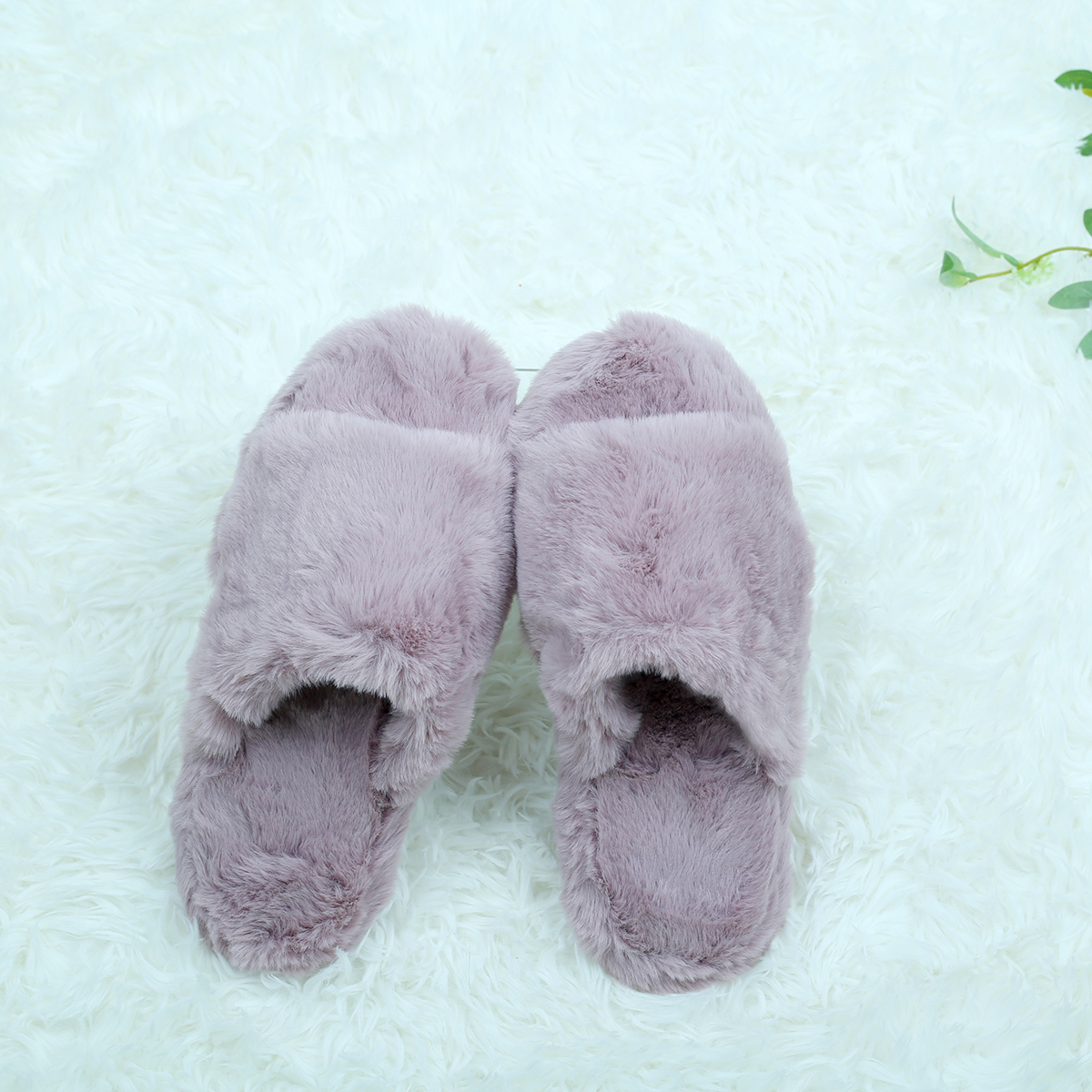 High Quality Slippers Faux Fur Slipper Customized Fashion Soft Fur Slides Indoor Furry Slippers