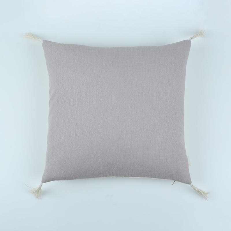 Plain cushion ，Linen-like texture，Cotton tassel