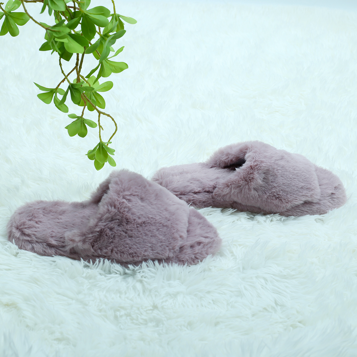 High Quality Slippers Faux Fur Slipper Customized Fashion Soft Fur Slides Indoor Furry Slippers